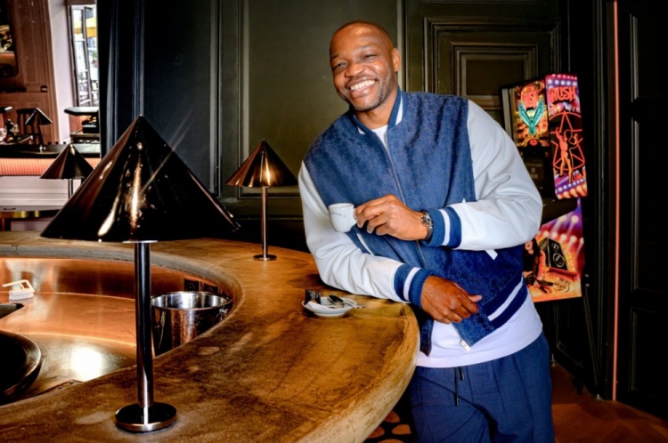 丢掉法国队, 就能进入比