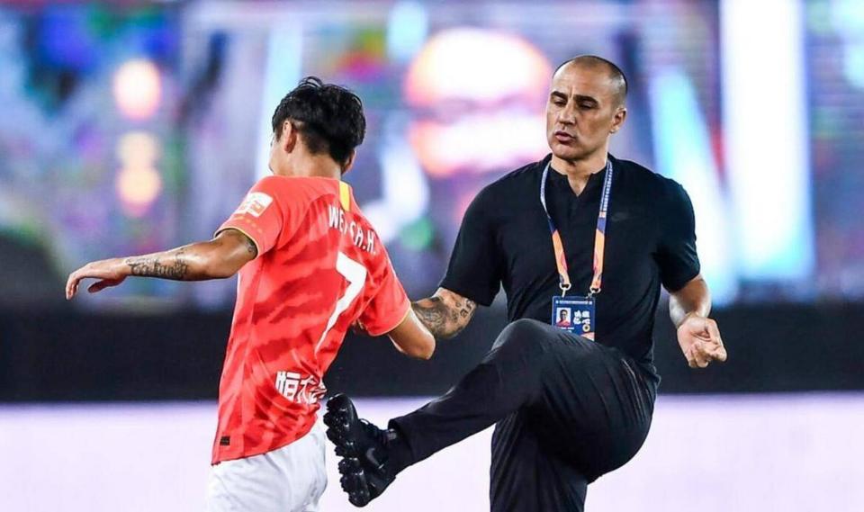 各位球迷朋, 中选择