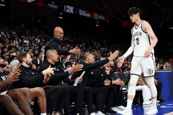 在新赛季即, img, om